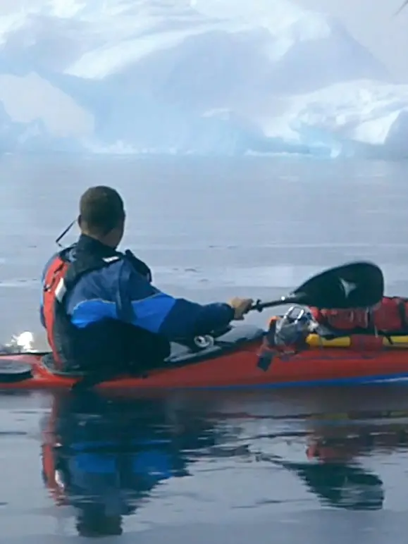 《秘境探险队》影评：刺激冒险还是老套剧情？深度解析与观后感